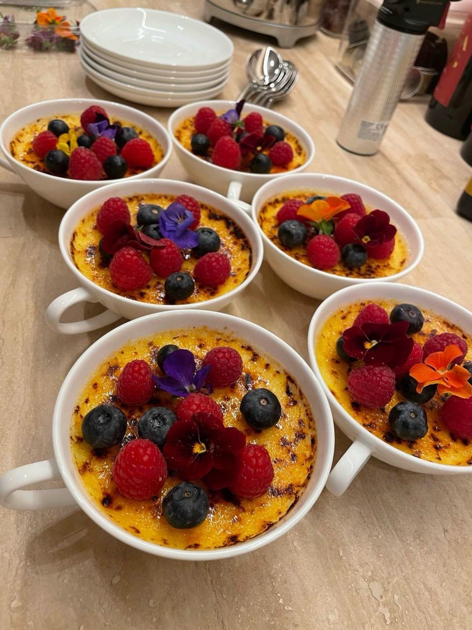 Performance-focused dish